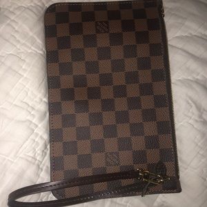 Louis Vuitton Neverfull Pouch